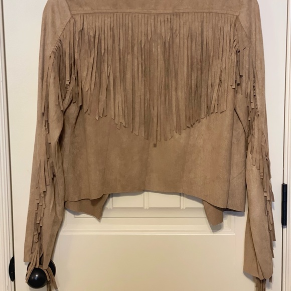 Suede fringe cropped cover-lightweight - Picture 2 of 2
